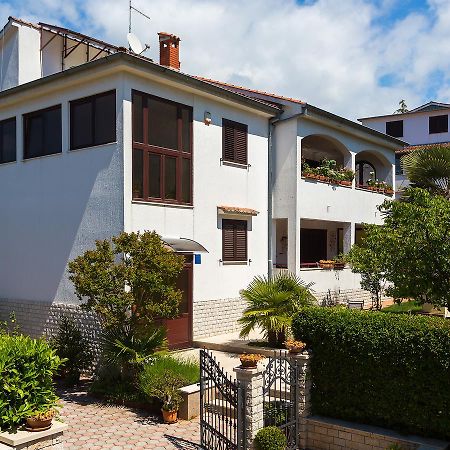 Apartments Neda Poreč Exterior foto